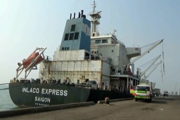 KKP Banten awasi ABK kapal asing, cegah penyebaran virus corona