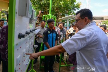 Gubernur NTB meluncurkan sekolah mandiri energi