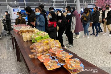 Evakuasi WNI,  245 orang telah tiba di bandara Tianhe Wuhan