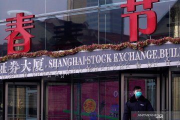 Saham China berakhir jatuh, Indeks Shanghai anjlok 5,13 persen