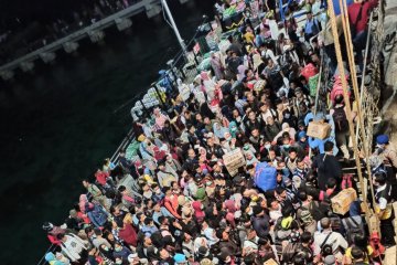 Warga keluar dari Pulau Bunguran, Natuna