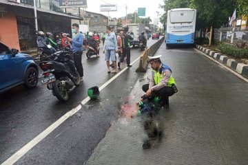 Pengemudi ojek online tewas di jalur TransJakarta Kebon Jeruk