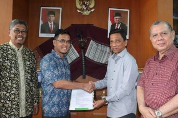 Tri Martial guru besar baru Universitas Islam Sumatera Utara
