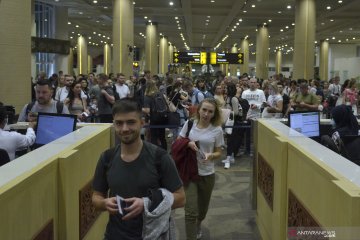 Disinformasi, serangan virus corona masuk dari 19 bandara di Indonesia