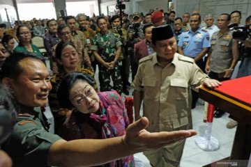 Prabowo ingin buat patung Bung Karno naik kuda