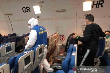 Proses evakuasi warga negara Amerika Serikat dan Kanada dari Wuhan