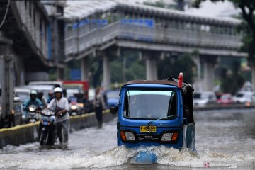 Sepekan Jakarta, banjir hingga revitalisasi Monas