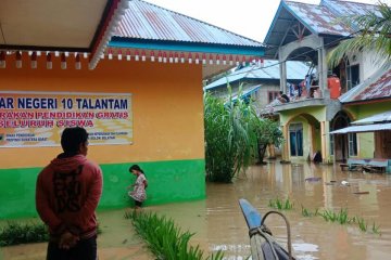87 rumah terendam banjir di Solok Selatan
