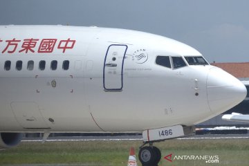 Otoritas penerbangan China terapkan "reward-punishment" soal COVID-19
