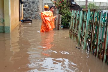 Tiga titik di kawasan Kemang Jakarta Selatan tergenang 30-70 cm air