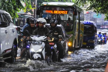 Banjir di jalanan Bekasi