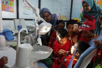 Edukasi tentang kesehatan gigi