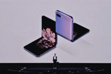Samsung resmi rilis ponsel layar lipat "clamshell" Galaxy Z Flip