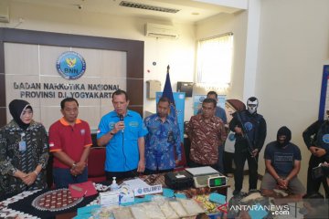 BNNP DIY menggagalkan penyelundupan 1 kilogram sabu