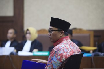 Sidang pembacaan dakwaan Imam Nahrawi