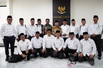 Wapres minta persoalan petani sawit segera diselesaikan