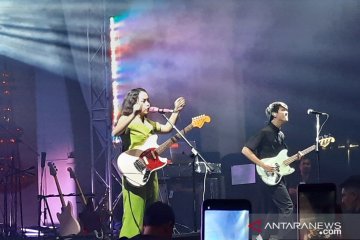 Konser di Jakarta, Svmmerdose singgung isu pencarian jati diri