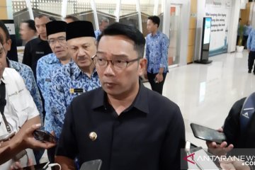 Ridwan Kamil undang wali kota/bupati bahas Omnibus Law