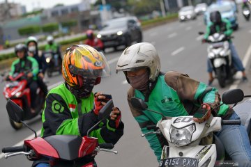 Ojol Depok curhat, belum boleh angkut penumpang seperti Jakarta
