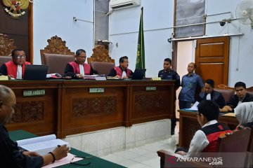 Aulia Kesuma dikenal emosional oleh keluarga korban