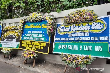 Andien : Ashraf meninggal dengan tenang dan tersenyum