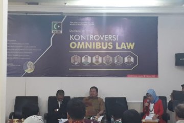 Pengamat usulkan bentuk Badan Legislasi Nasional terkait Omnibus Law