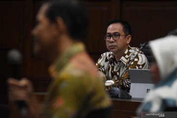 Saksi akui diperintah Wawan berikan Rp1,5 miliar ke Rano Karno