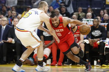 NBA: Houston Rockets kalahkan Golden State Warriors 135 -105