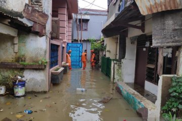 Sebagian wilayah terdampak banjir di Cawang mulai surut