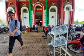 ACT distribusikan Air Minum Wakaf ke masjid-masjid di Makassar