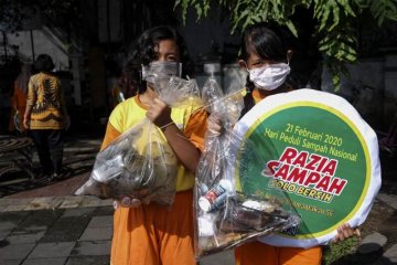 Aksi razia sampah