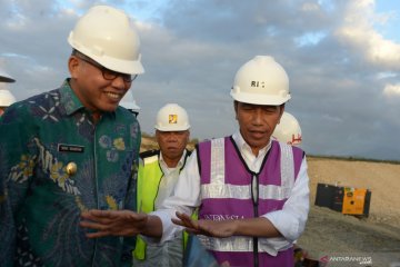 Presiden tinjau perkembangan jalan tol Aceh