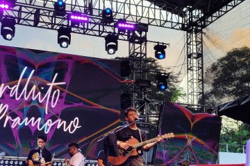 Ardhito Pramono buat adem panggung "outdoor" Love Fest 2020