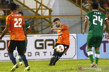 Laga uji coba Persiraja melawan PSMS