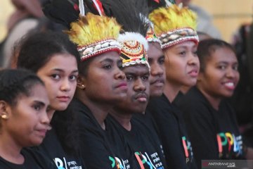 Erick Thohir minta putra-putri Papua berani bersaing