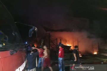 Polisi dalami kasus kebakaran empat bangunan di Buntok