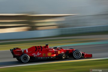 Mercedes curiga Ferrari "sembunyikan" mobil yang lebih cepat