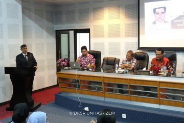 Deputi Menkopolhukam membahas tantangan kawasan ASEAN di Unhas