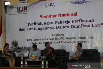 Kiara sebut Omnibus Law rugikan nelayan Indonesia