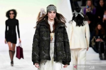 Dior akan gelar fashion show tanpa penonton barisan depan