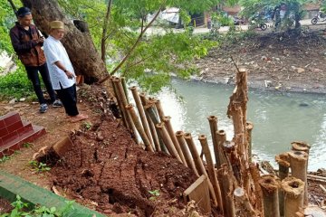 Lima jasad keluarga Pangeran Jayakarta dievakuasi akibat longsor