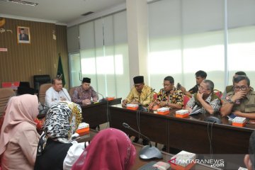 Biro perjalanan diminta tidak potong uang jamaah umrah