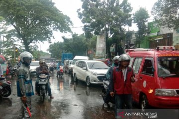 Jakarta diprediksi turun hujan sepanjang Rabu