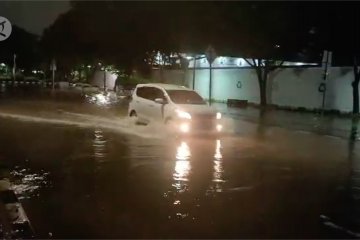 Hujan lebat, sejumlah jalan di Jakarta Pusat Tergenang