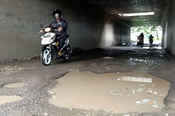 Jalan rusak akibat banjir, Pemkot Cilegon janji akan segera perbaiki