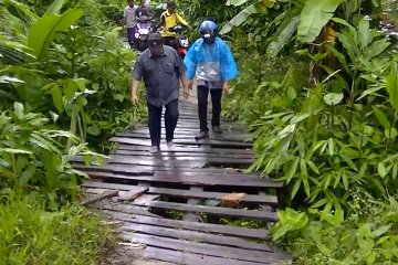 Pembangunan jalan lintas tengah Mentawai tunggu izin KLHK