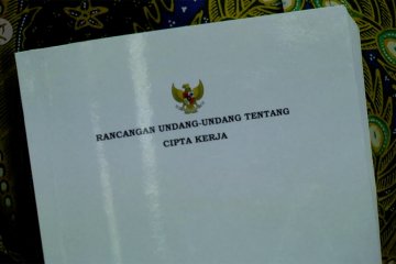 Menko Perekonomian: RUU Omnibus Law libatkan konfederasi buruh