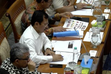 DPR minta Menkes buktikan pada warga Natuna bahwa 285 WNI sehat