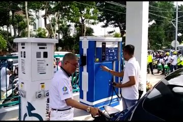 Surabaya punya stasiun pengisian kendaraan listrik umum