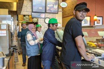 Dompet Dhuafa bagikan makanan ke tunawisma di Amerika Serikat